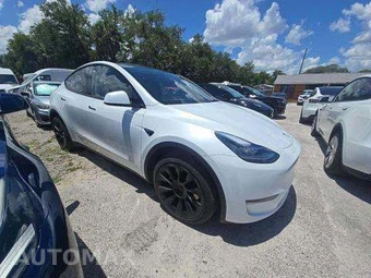 2023 Tesla Model Y Long Range - miniatura 4