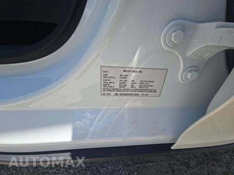 2023 Tesla Model Y Long Range - miniatura 5