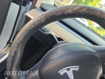 2023 Tesla Model Y Long Range - miniatura 21