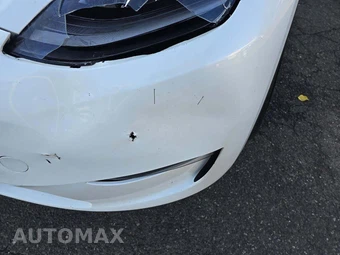 2023 Tesla Model Y Long Range - miniatura 22