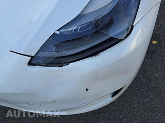 2023 Tesla Model Y Long Range - miniatura 23