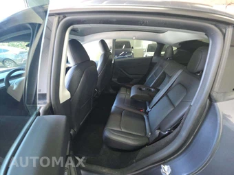 2023 Tesla Model Y Long Range - miniatura 10