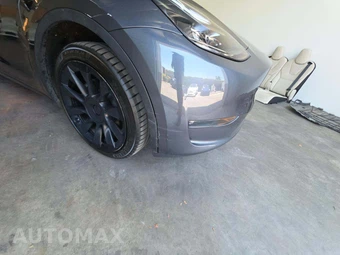 2023 Tesla Model Y Long Range - miniatura 19