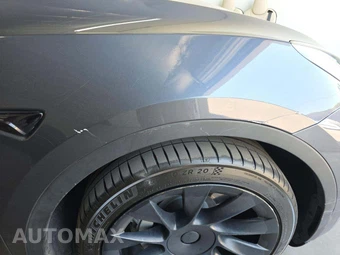 2023 Tesla Model Y Long Range - miniatura 26