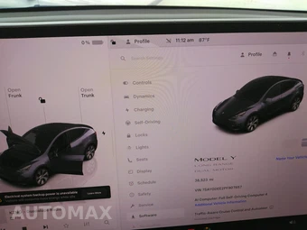 2023 Tesla Model Y Long Range - miniatura 17