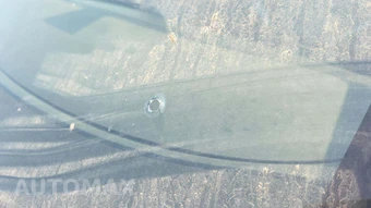 2023 Tesla Model Y Long Range - miniatura 26