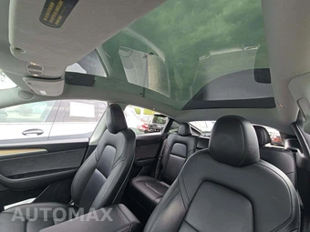 2023 Tesla Model Y Long Range - miniatura 11