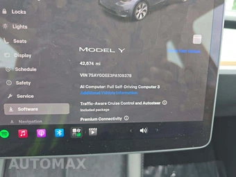 2023 Tesla Model Y Long Range - miniatura 9