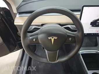 2023 Tesla Model Y Long Range - miniatura 10