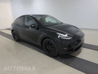 2023 Tesla Model Y Long Range - miniatura 3