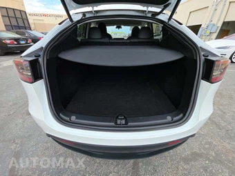 2023 Tesla Model Y Long Range - miniatura 11