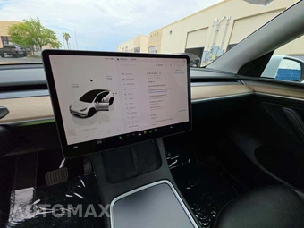 2023 Tesla Model Y Long Range - miniatura 7