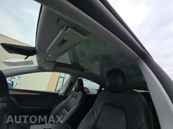 2023 Tesla Model Y Long Range - miniatura 8