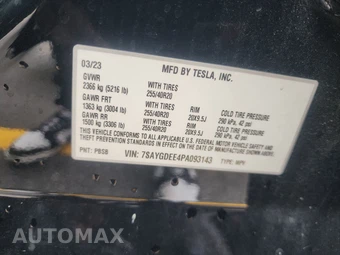 2023 Tesla Model Y Long Range - miniatura 14