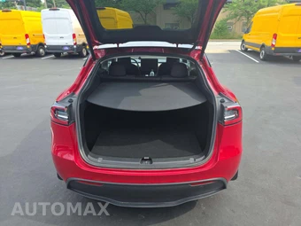 2023 Tesla Model Y Long Range - miniatura 13