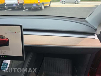 2023 Tesla Model Y Long Range - miniatura 18