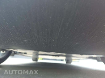 2023 Tesla Model Y Long Range - miniatura 19