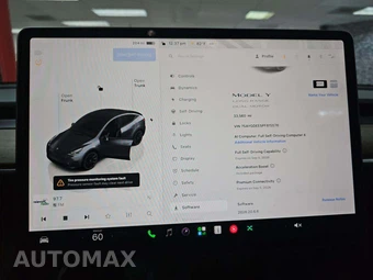 2023 Tesla Model Y Long Range - miniatura 10