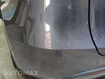 2023 Tesla Model Y Long Range - miniatura 25