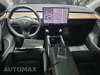 2023 Tesla Model Y Long Range - miniatura 14