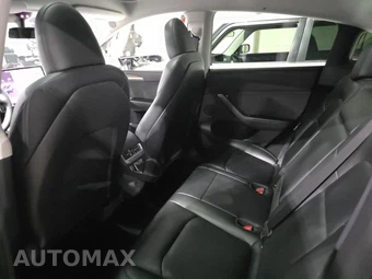 2023 Tesla Model Y Long Range - miniatura 16