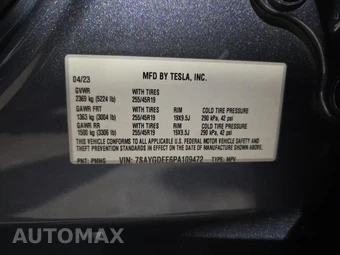 2023 Tesla Model Y Long Range - miniatura 18