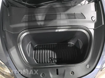 2023 Tesla Model Y Long Range - miniatura 19