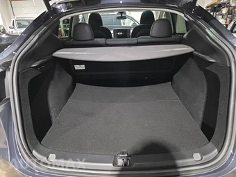 2023 Tesla Model Y Long Range - miniatura 20