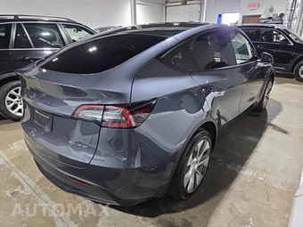 2023 Tesla Model Y Long Range - miniatura 4