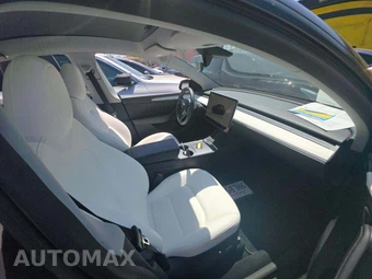 2023 Tesla Model Y Long Range - miniatura 18