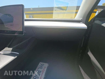 2023 Tesla Model Y Long Range - miniatura 19