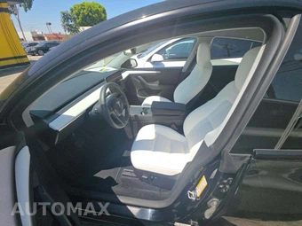 2023 Tesla Model Y Long Range - miniatura 6