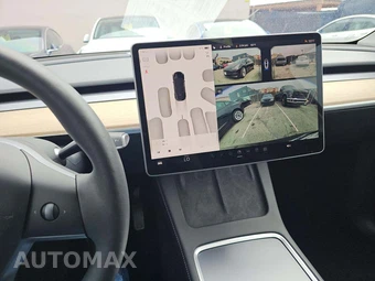 2023 Tesla Model Y Long Range - miniatura 10