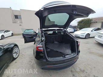 2023 Tesla Model Y Long Range - miniatura 14