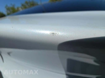 2023 Tesla Model Y Long Range - miniatura 23