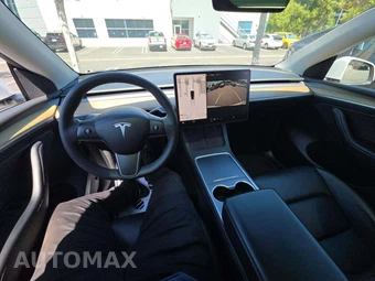 2023 Tesla Model Y Long Range - miniatura 7
