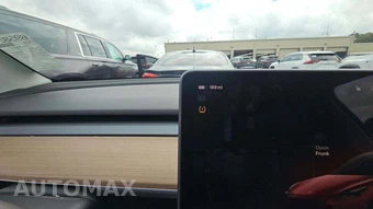2023 Tesla Model Y Long Range - miniatura 19