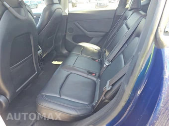 2023 Tesla Model Y Long Range - miniatura 13