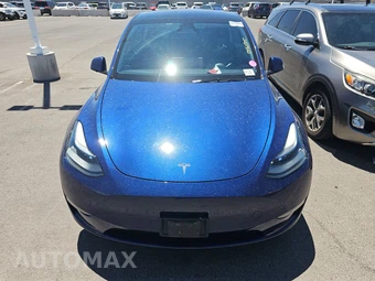 2023 Tesla Model Y Long Range - miniatura 2