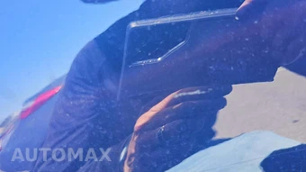 2023 Tesla Model Y Long Range - miniatura 28