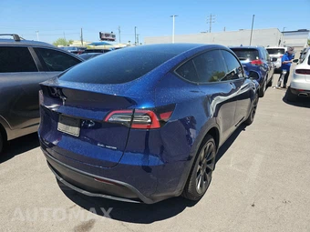 2023 Tesla Model Y Long Range - miniatura 4