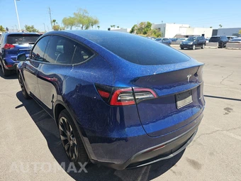 2023 Tesla Model Y Long Range - miniatura 6