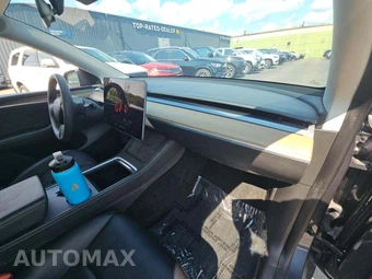 2023 Tesla Model Y Long Range - miniatura 19
