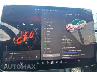 2023 Tesla Model Y Long Range - miniatura 9
