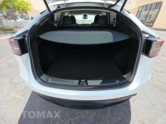 2023 Tesla Model Y Long Range - miniatura 11
