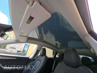 2023 Tesla Model Y Long Range - miniatura 8