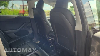 2023 Tesla Model Y Long Range - miniatura 16