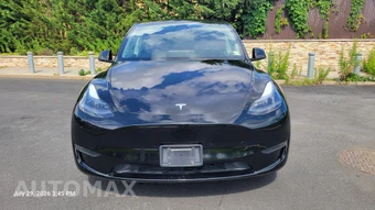 2023 Tesla Model Y Long Range - miniatura 2