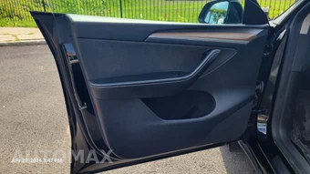 2023 Tesla Model Y Long Range - miniatura 9