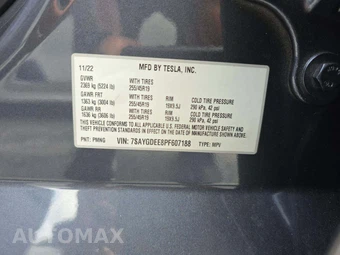 2023 Tesla Model Y Long Range - miniatura 5